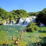 Tonka With Private Pool Near Krka Širitovci