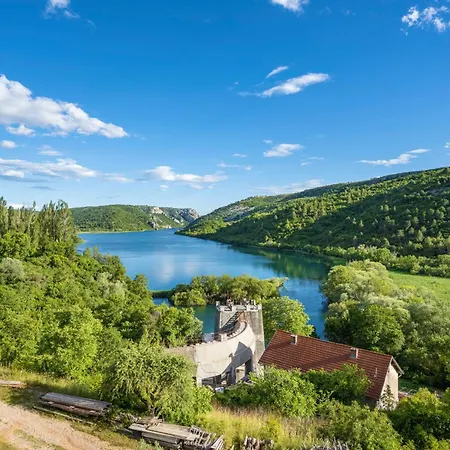 Tonka With Private Pool Near Krka Širitovci