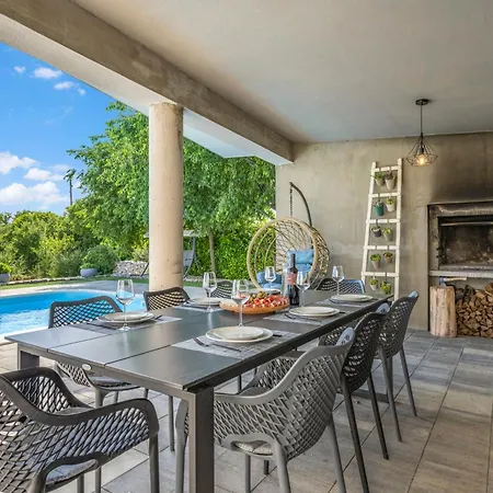 Tonka With Private Pool Near Krka Prázdninový dům