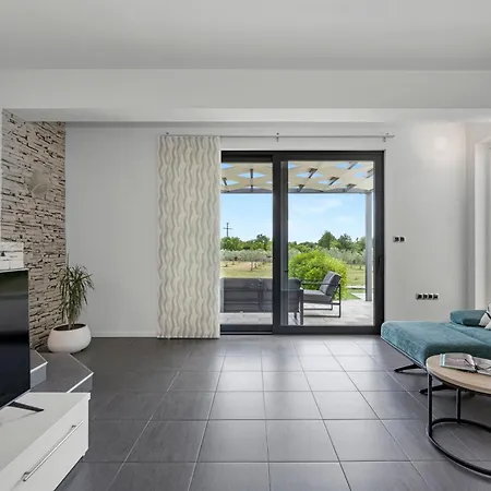 Prázdninový dům Tonka With Private Pool Near Krka