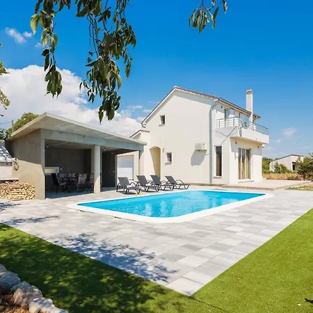 Tonka With Private Pool Near Krka *
