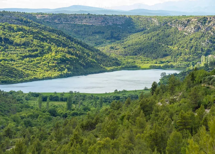 Tonka With Private Pool Near Krka Siritovci