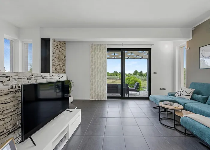 בית נופש Tonka With Private Pool Near Krka