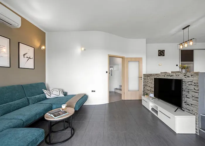 Tonka With Private Pool Near Krka *